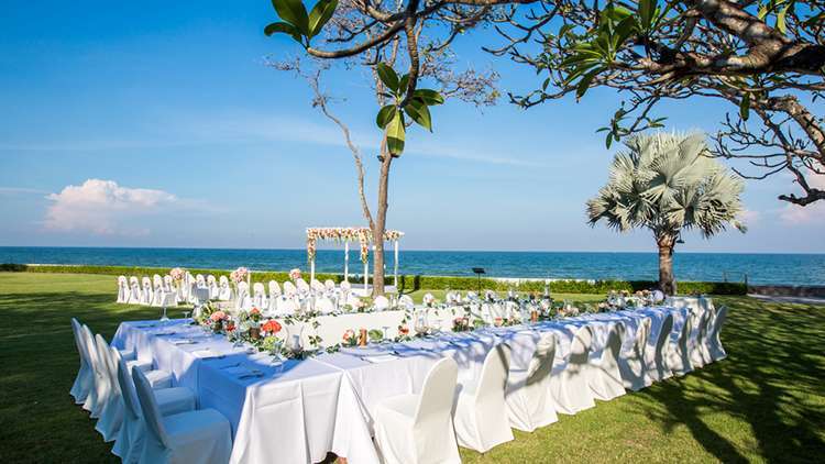 Catering Ideas For An Outdoor Wedding